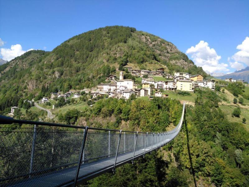 Bellavista Giulia On Lake Como デルヴィオ エクステリア 写真
